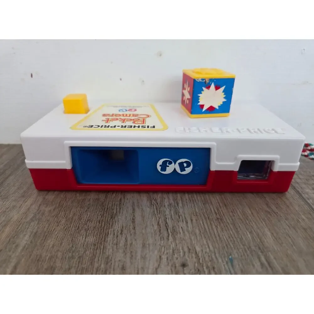 Vintage-Style‎ Fisher-Price Pocket Camera (2017 Reproduction)